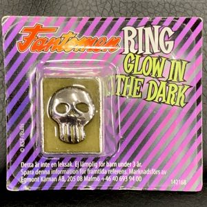 Glow-in-the-Dark Phantom Skull Ring